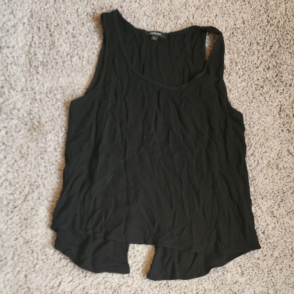 Black Sleeveless Top